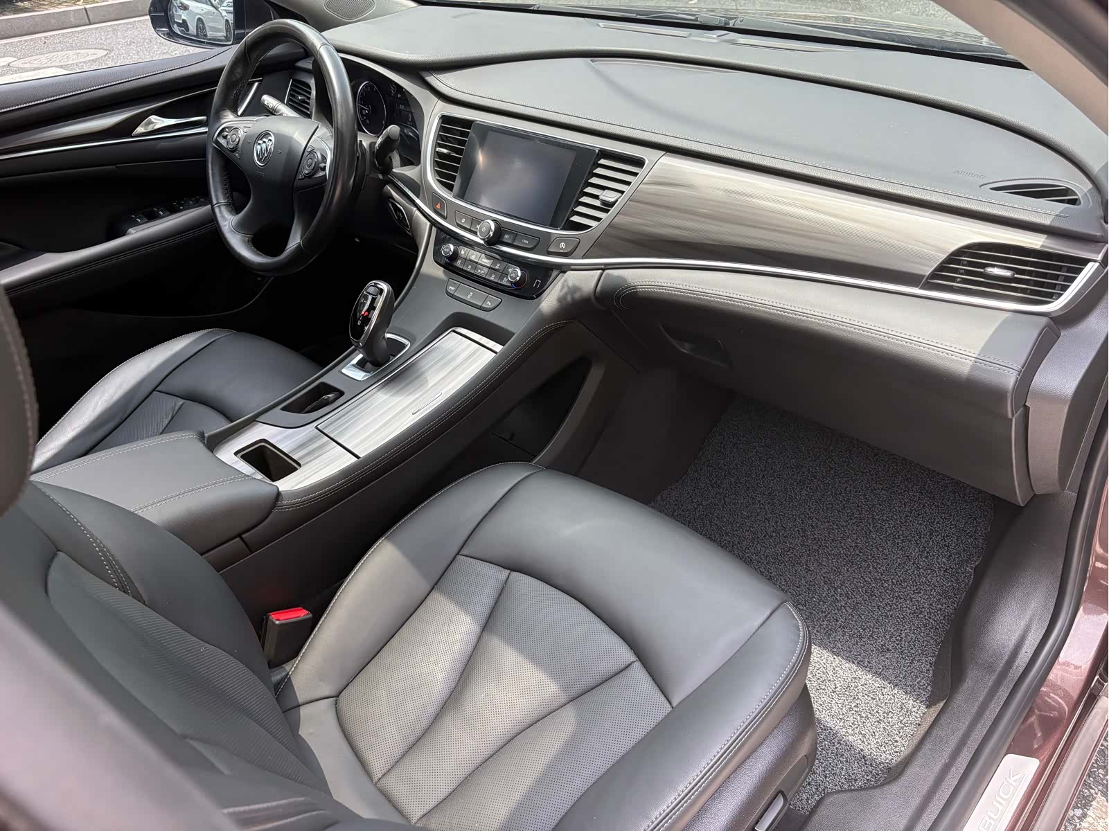 Buick LaCrosse, 2018 13