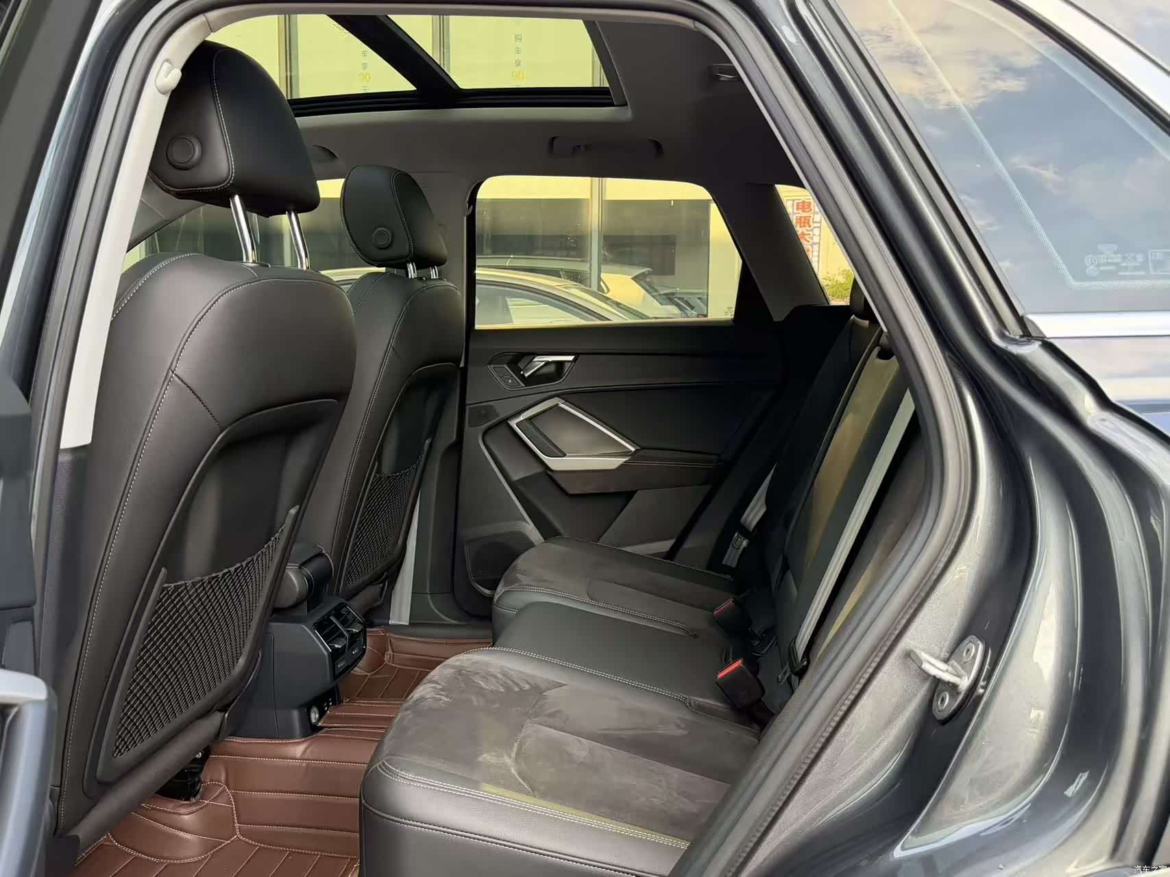 Audi Q3, 2022 8