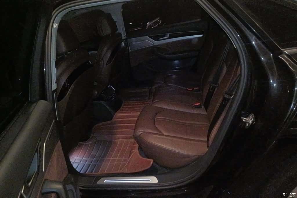 Audi A8L, 2012 11