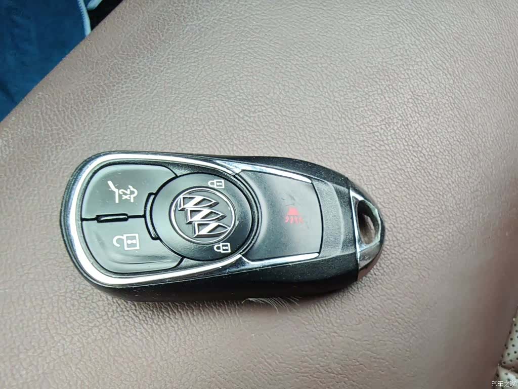 Buick Envision Plus, 2019 12