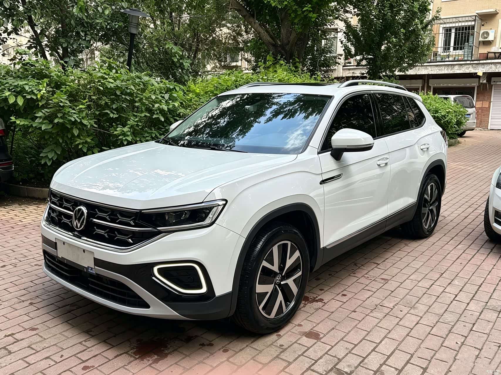Volkswagen Tayron, 2023 1