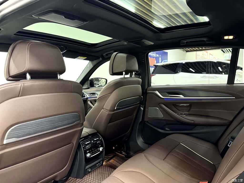 BMW 5 Series, 2021 19