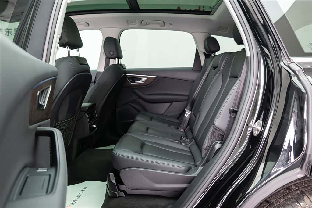 Audi Q7, 2023 12