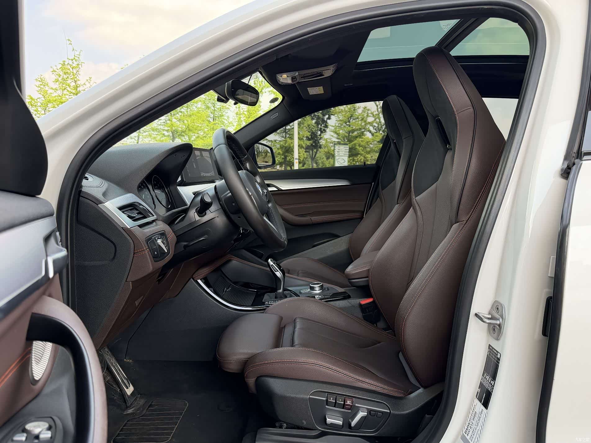 BMW X2, 2022 все фото