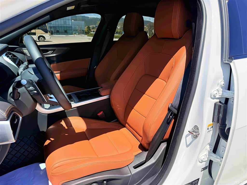 Land Rover XEL, 2025 6