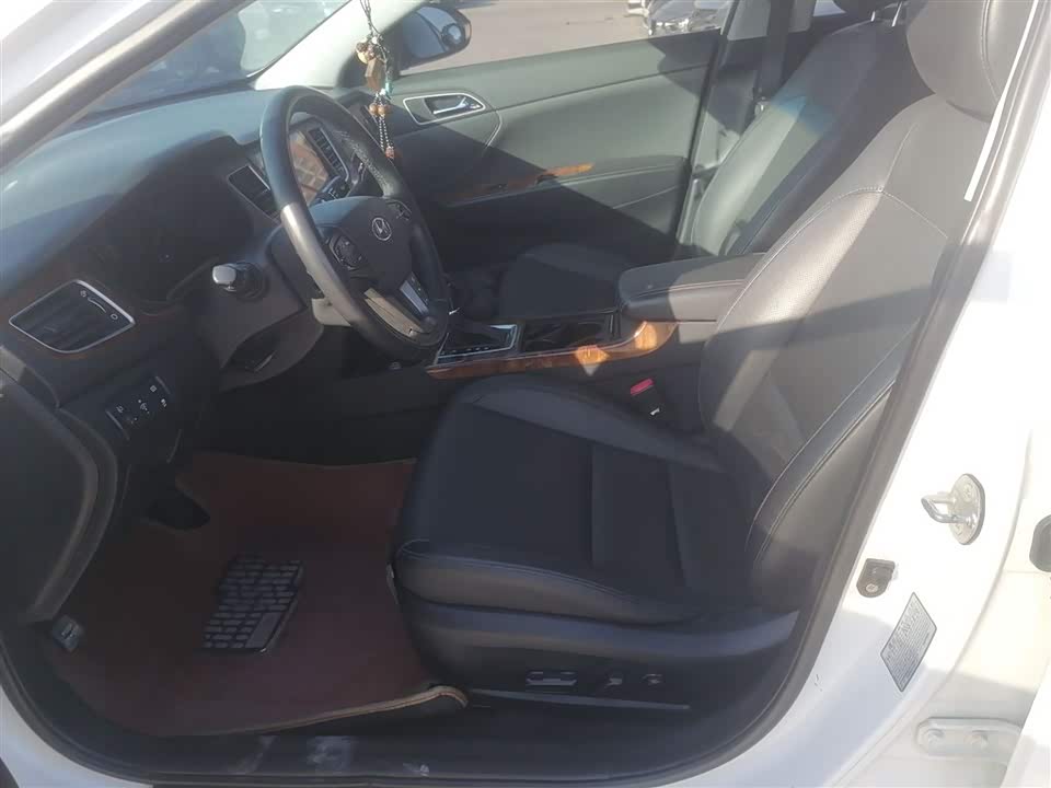 Hyundai Name picture