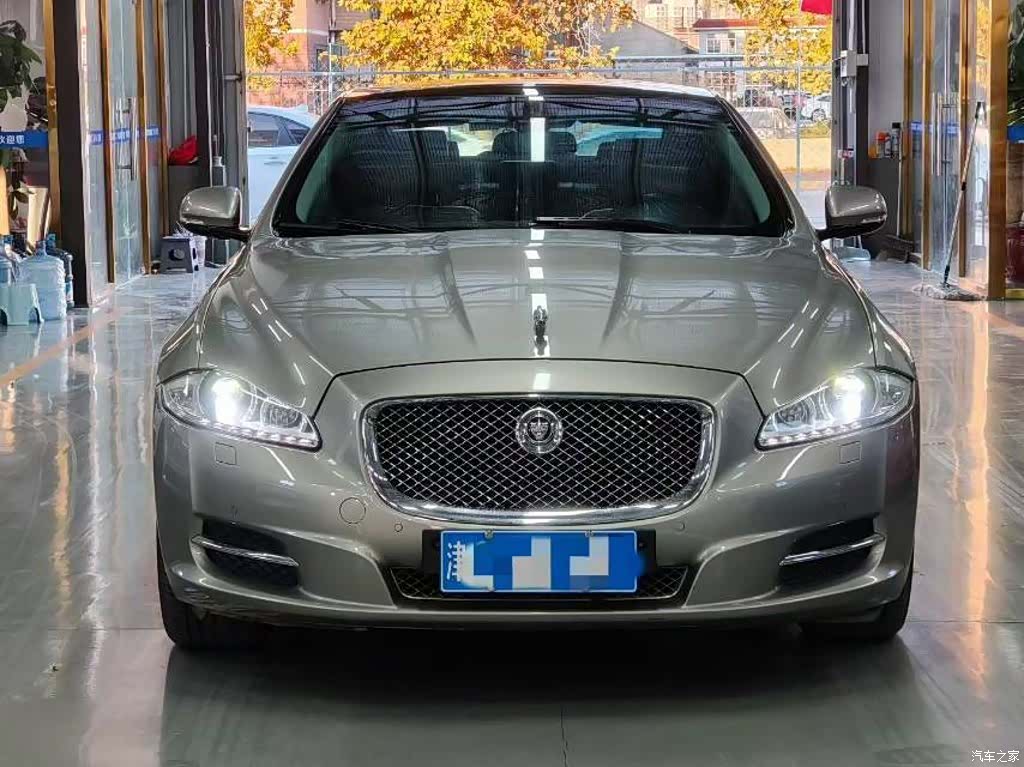 Jaguar XJ, 2012 2