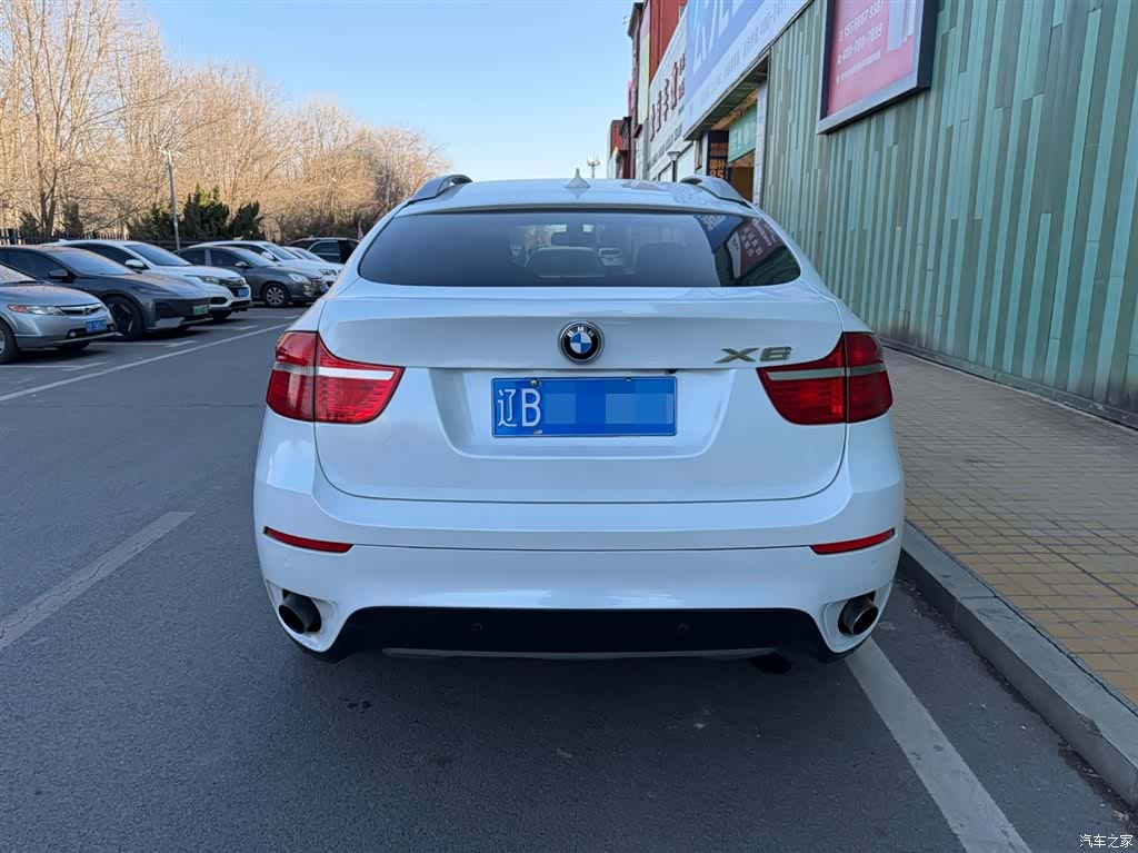 BMW X6, 2011 11