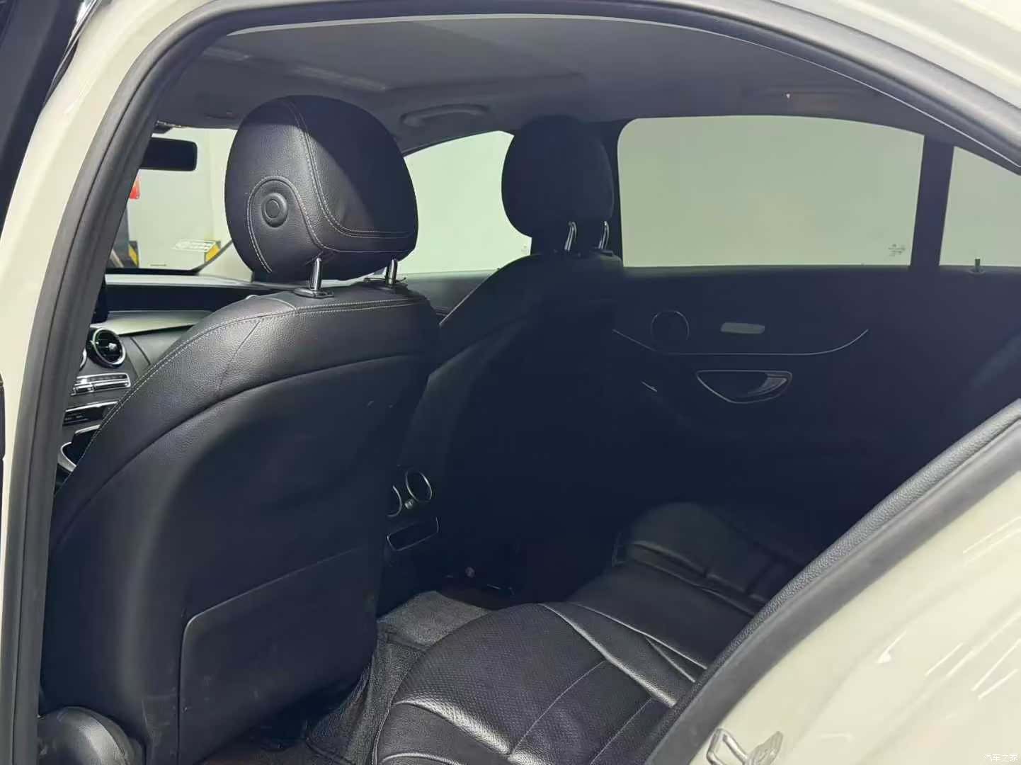 Mercedes-Benz C-Class, 2018 все фото