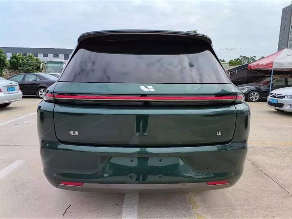 Li Auto Ideal L8