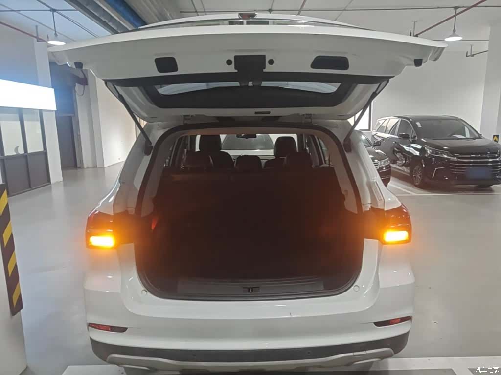 Roewe RX5, 2017 19