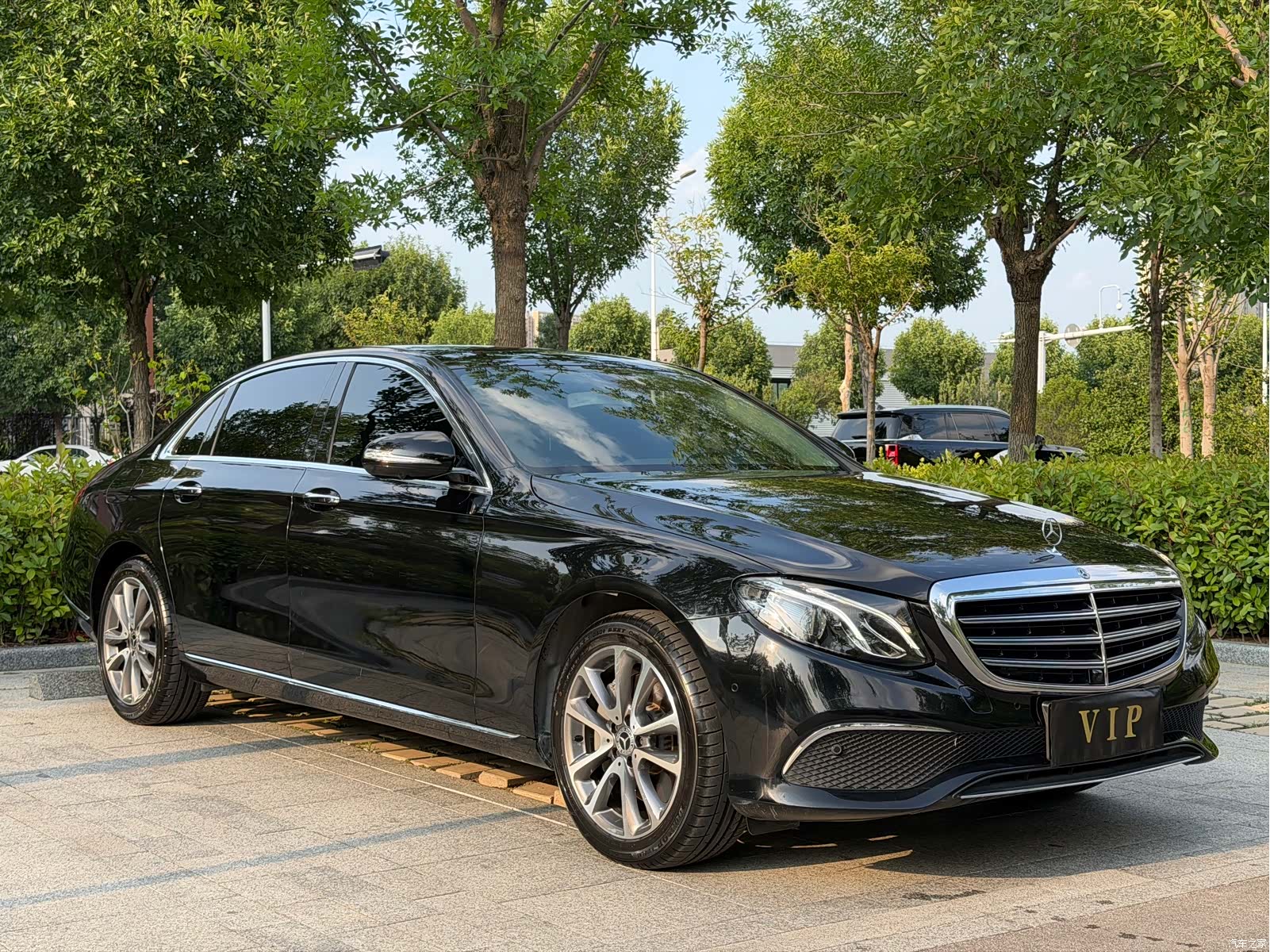 Mercedes-Benz E-Class, 2019 3