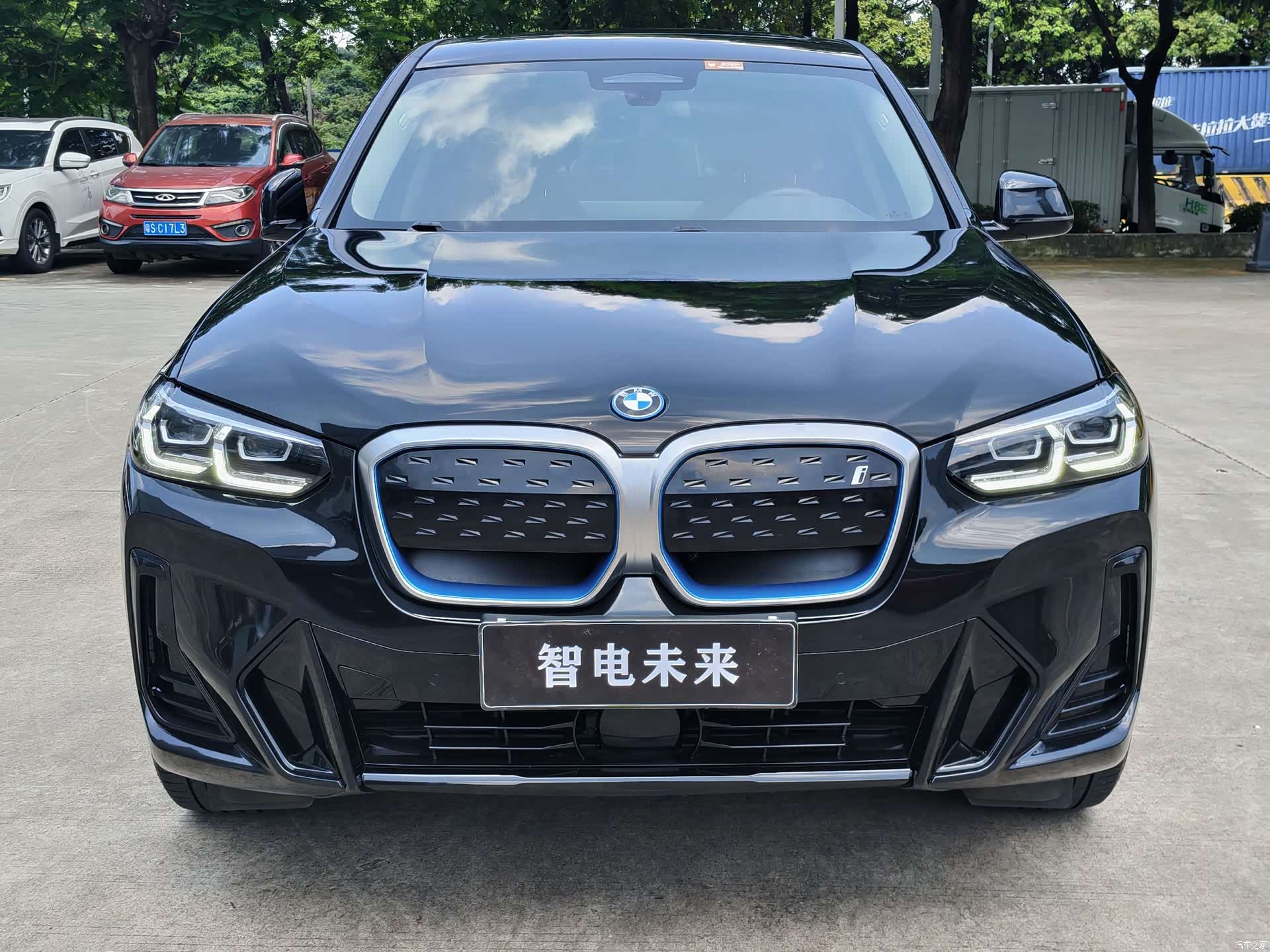 BMW iX3, 2021 3