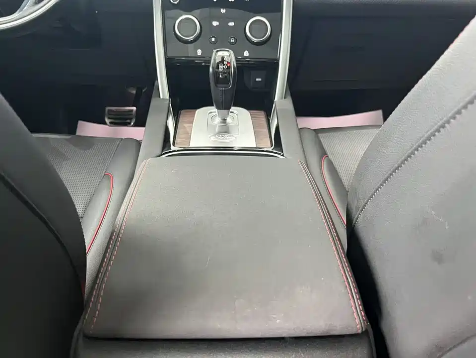 Land Rover Discover sports