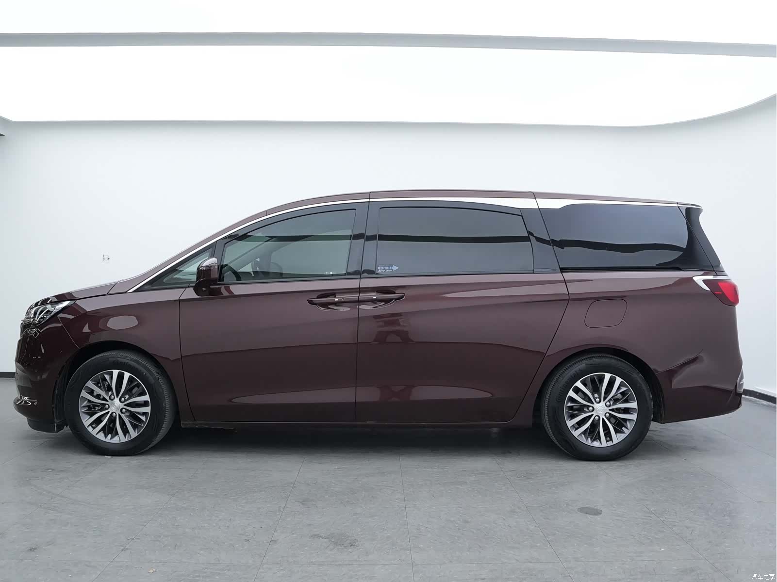 Buick GL8, 2023 7