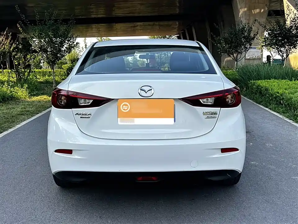 Mazda 3 Angkesaila