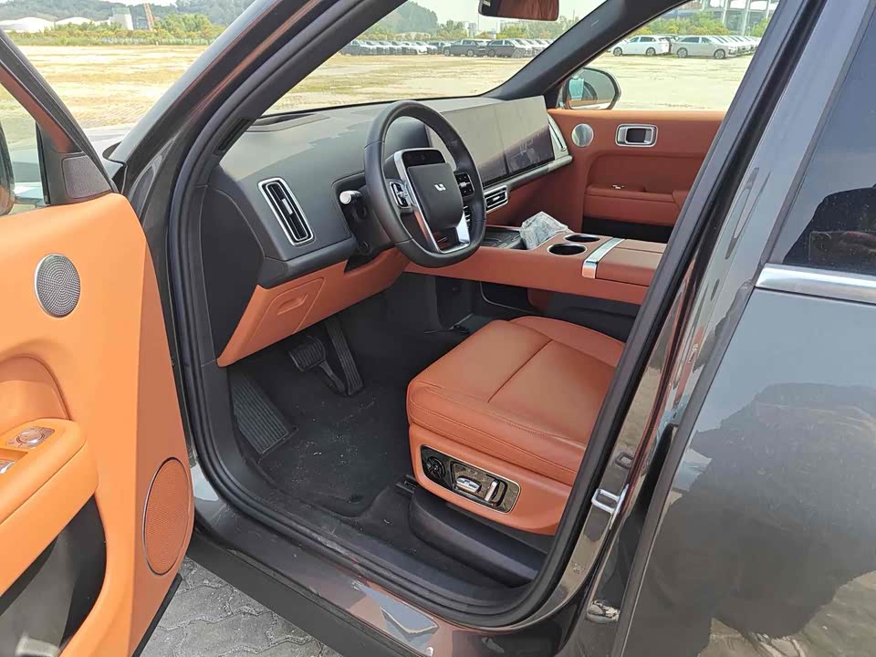 Li Auto Ideal L8