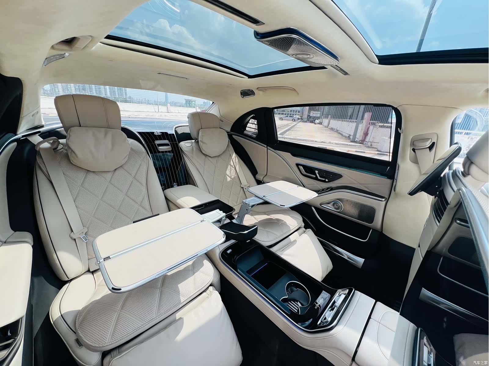 Maybach S-Class, 2025 9