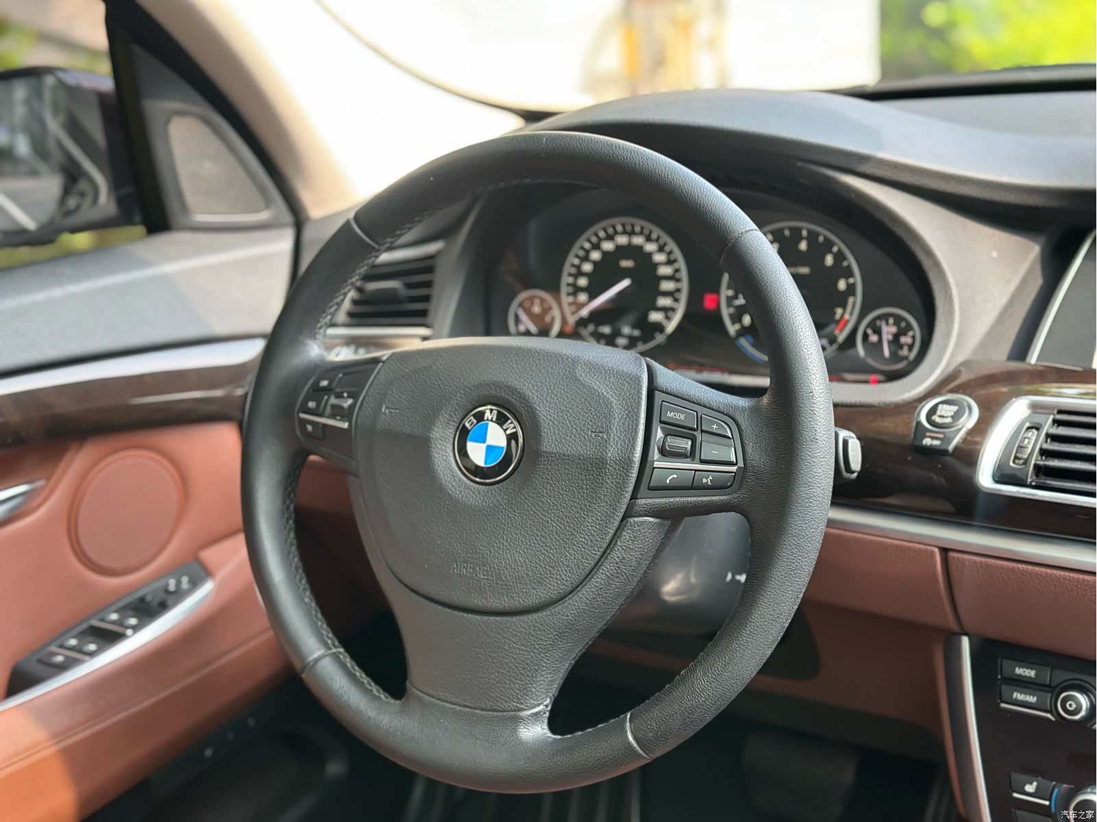 BMW 5 Series, 2015 19