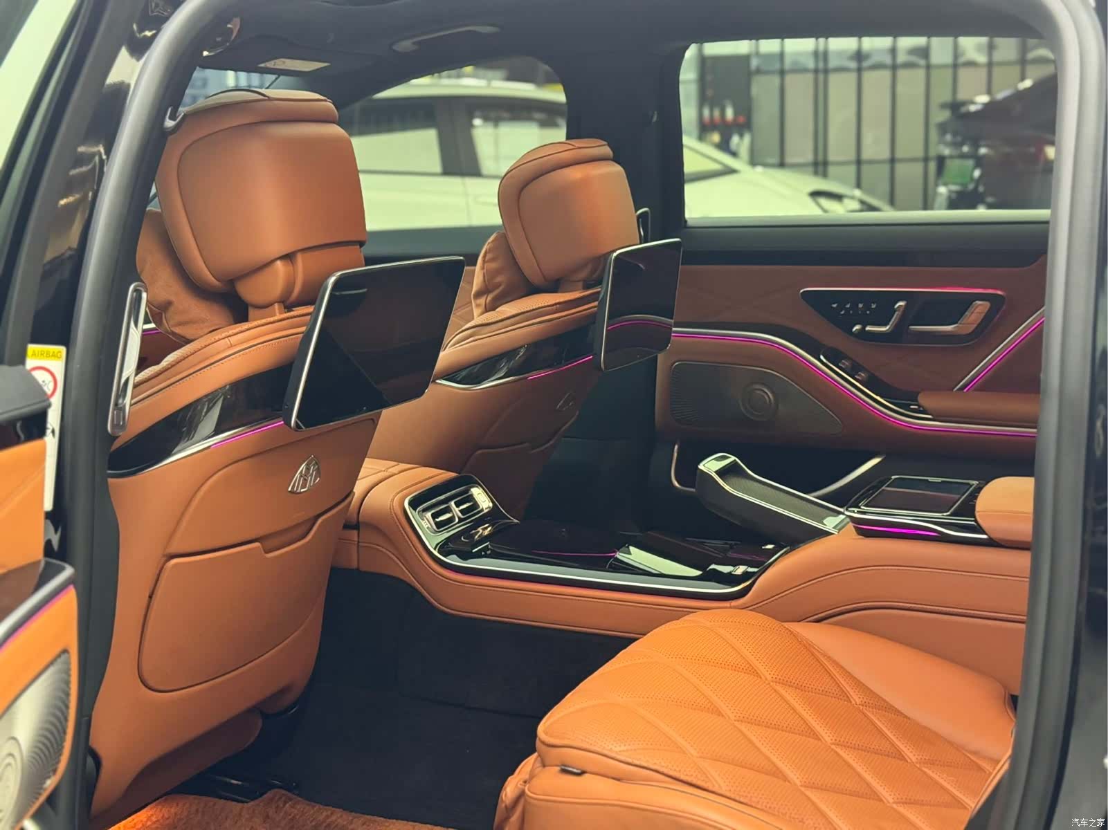 Maybach S-Class, 2022 9