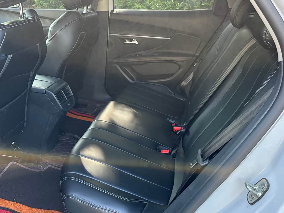 Peugeot 4008 Peugeot 4008