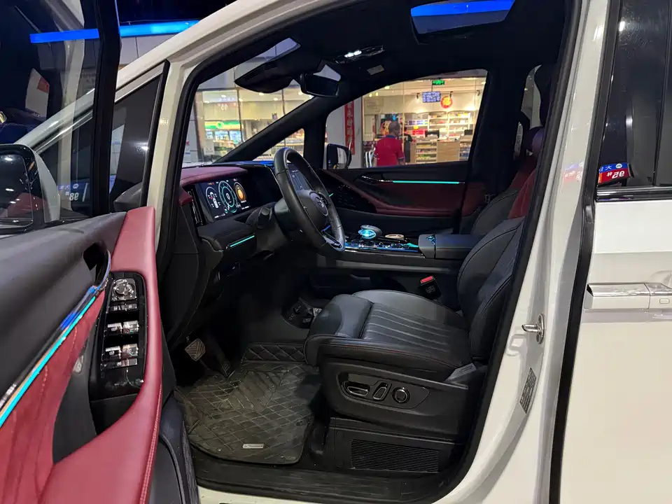 Trumpchi Trumpchi M8