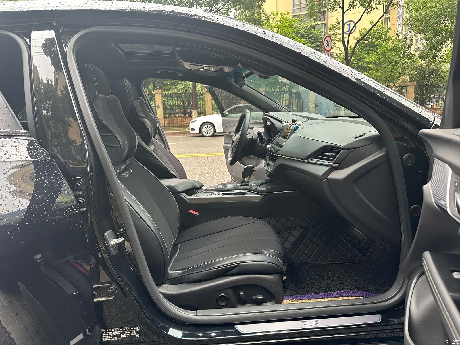 Cadillac CT4, 2023 17