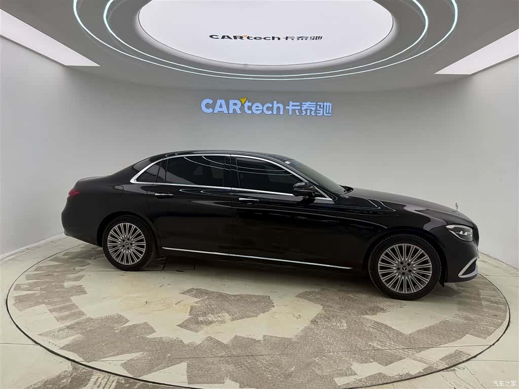 Mercedes-Benz E-Class, 2021 4