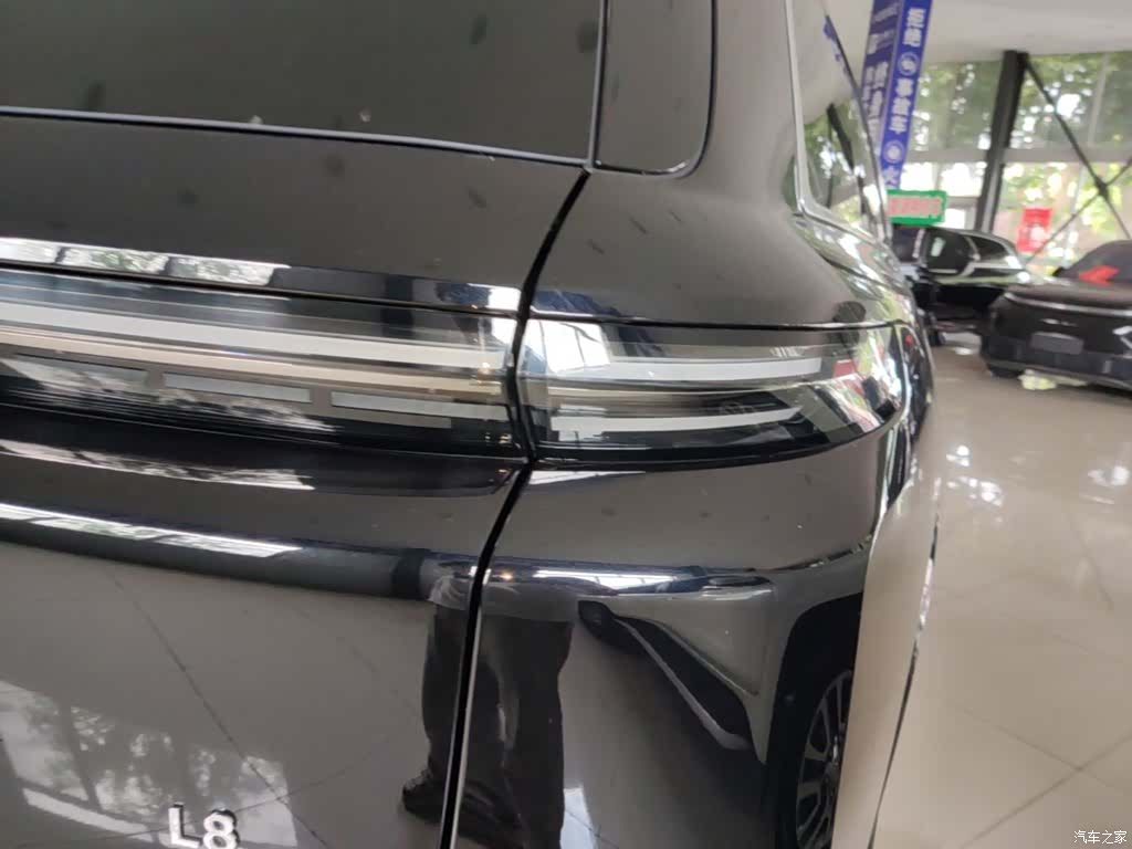 Li Auto L8, 2024 8