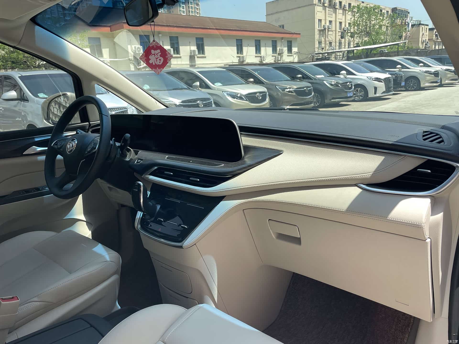 Buick GL8, 2021 8