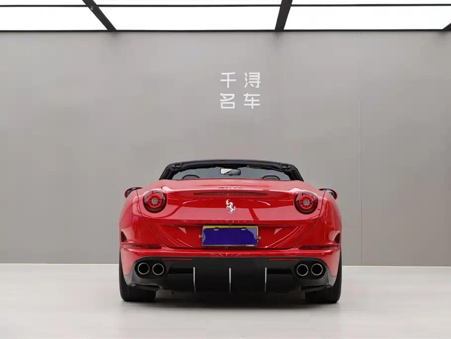 Ferrari California T