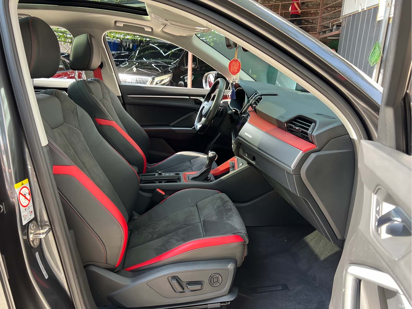 Audi Q3, 2021 8