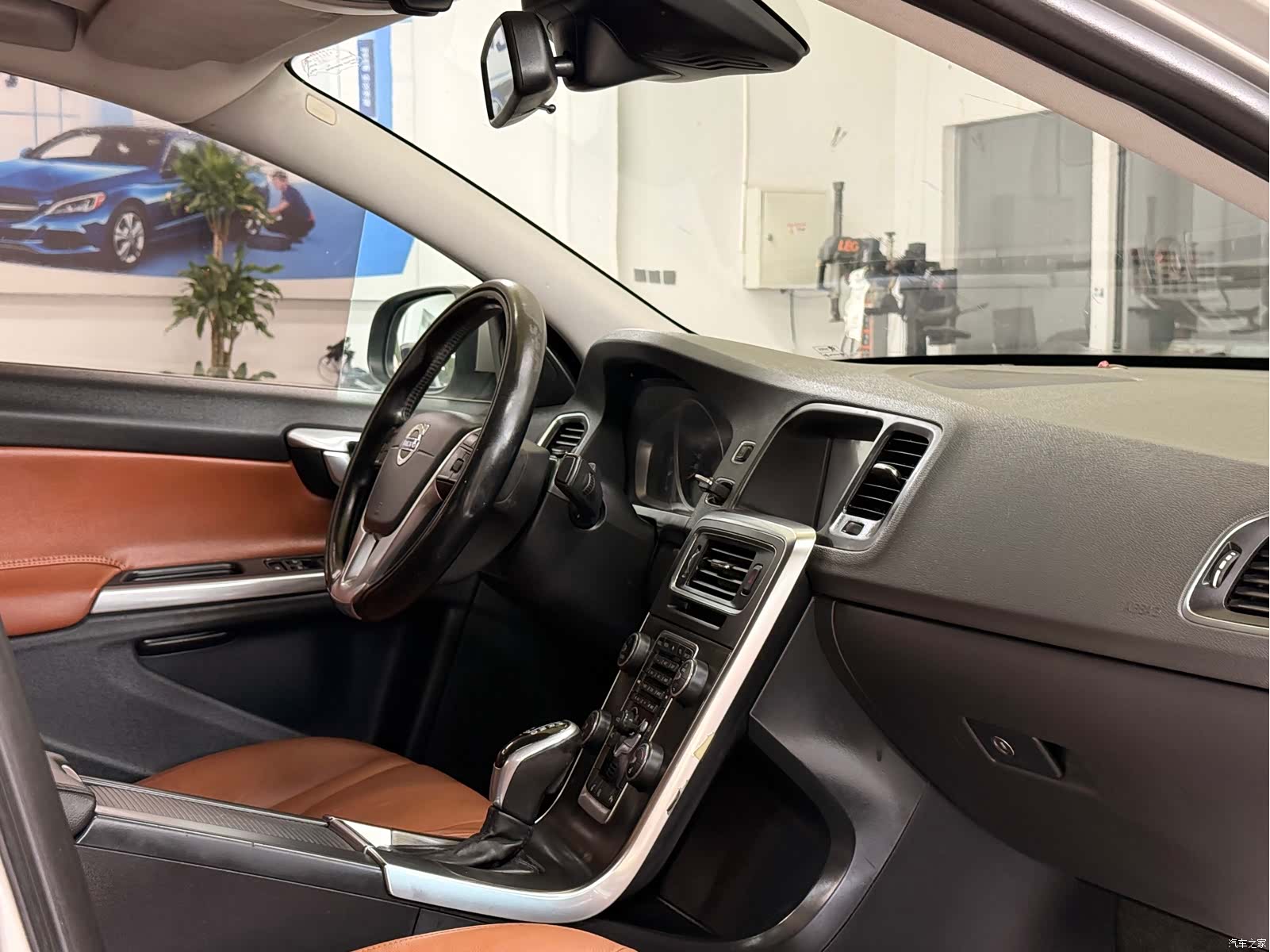 Volvo S60, 2014 6
