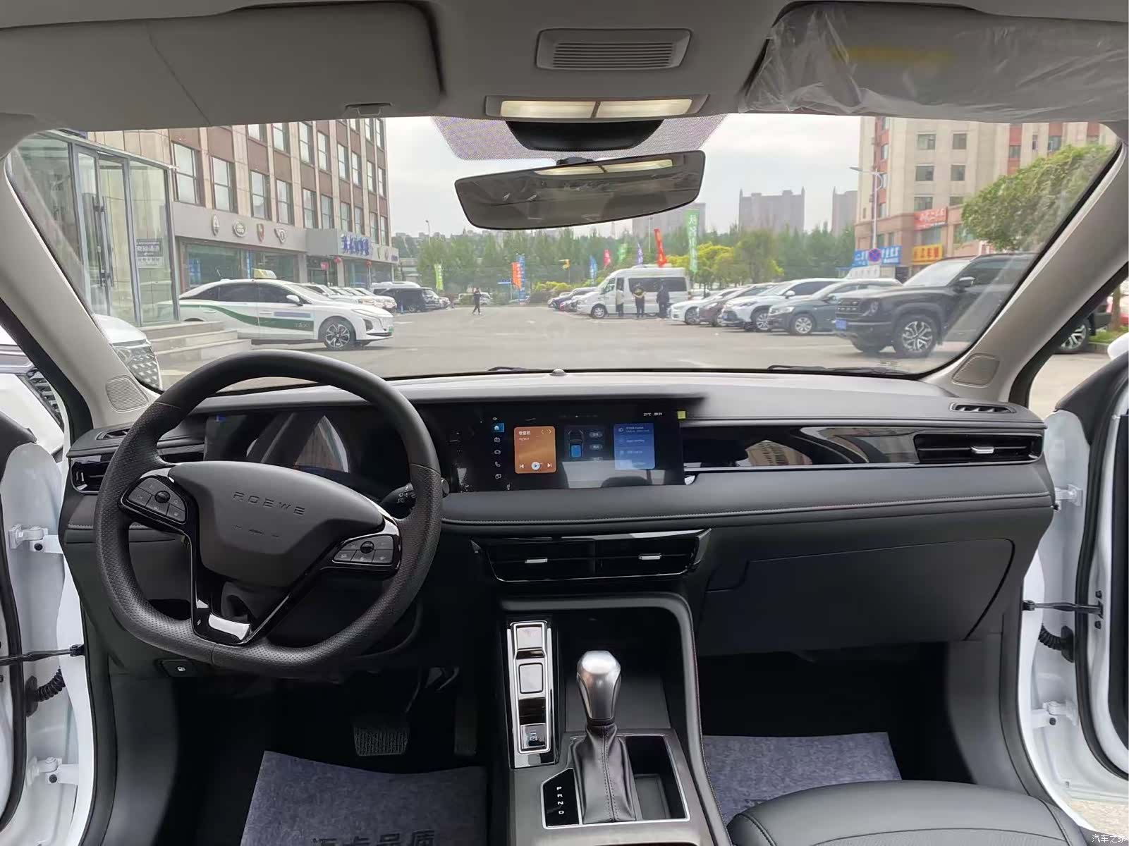 Roewe i5, 2025 11