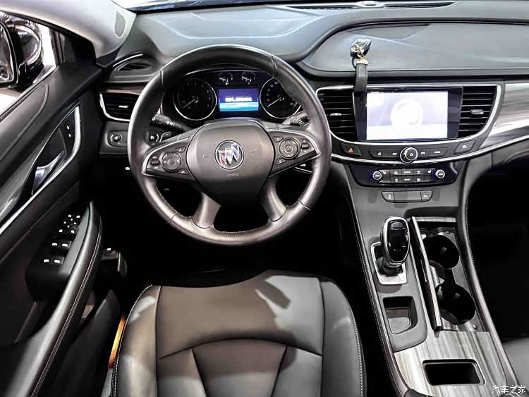 Buick LaCrosse, 2022 12