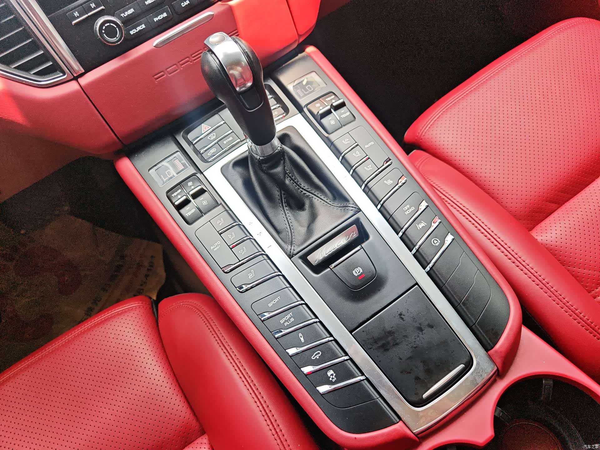 Porsche Macan, 2016 10