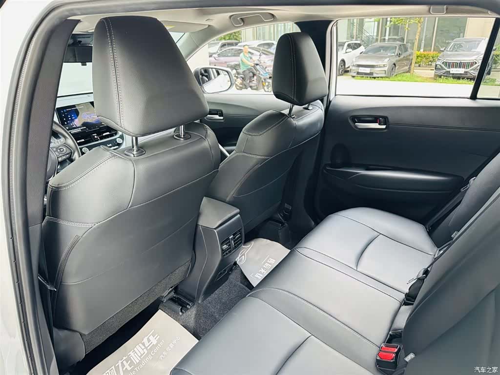 Toyota Corolla, 2024 10