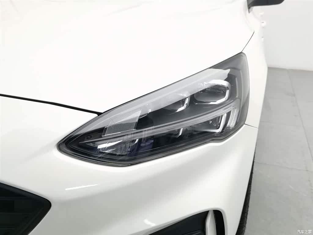Ford Focus, 2020 7