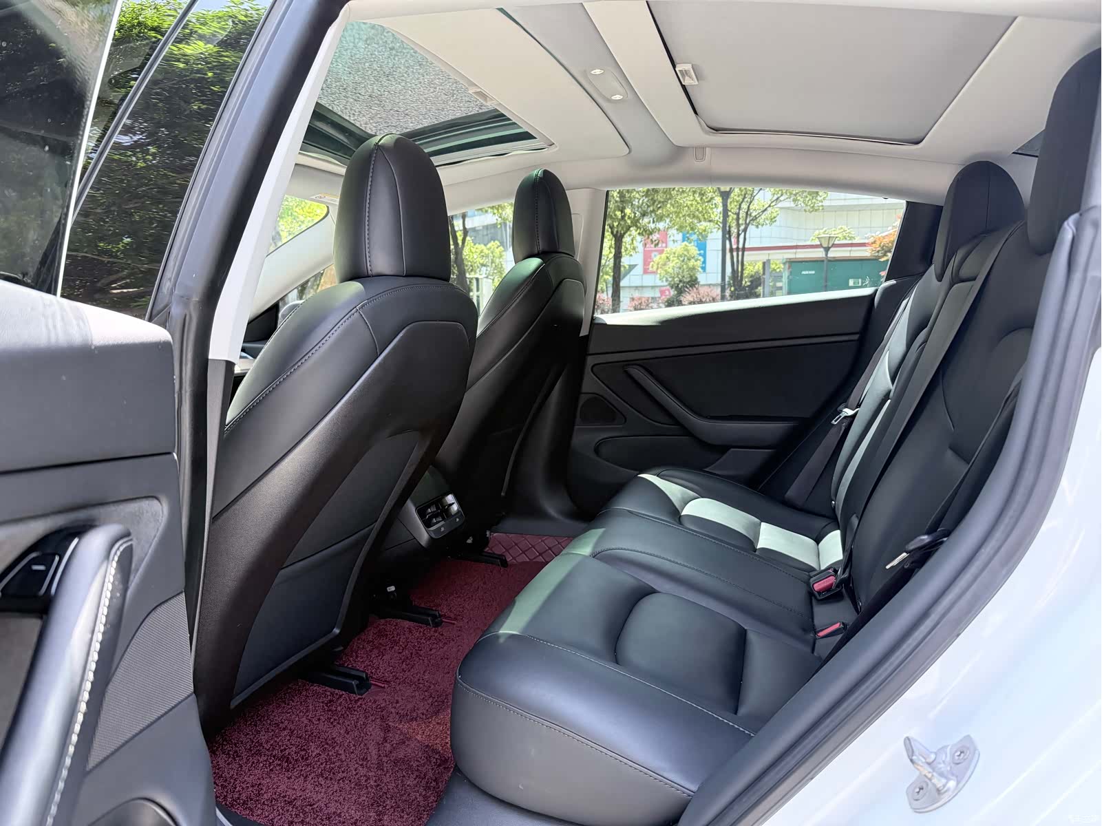 Tesla Model 3, 2020 7