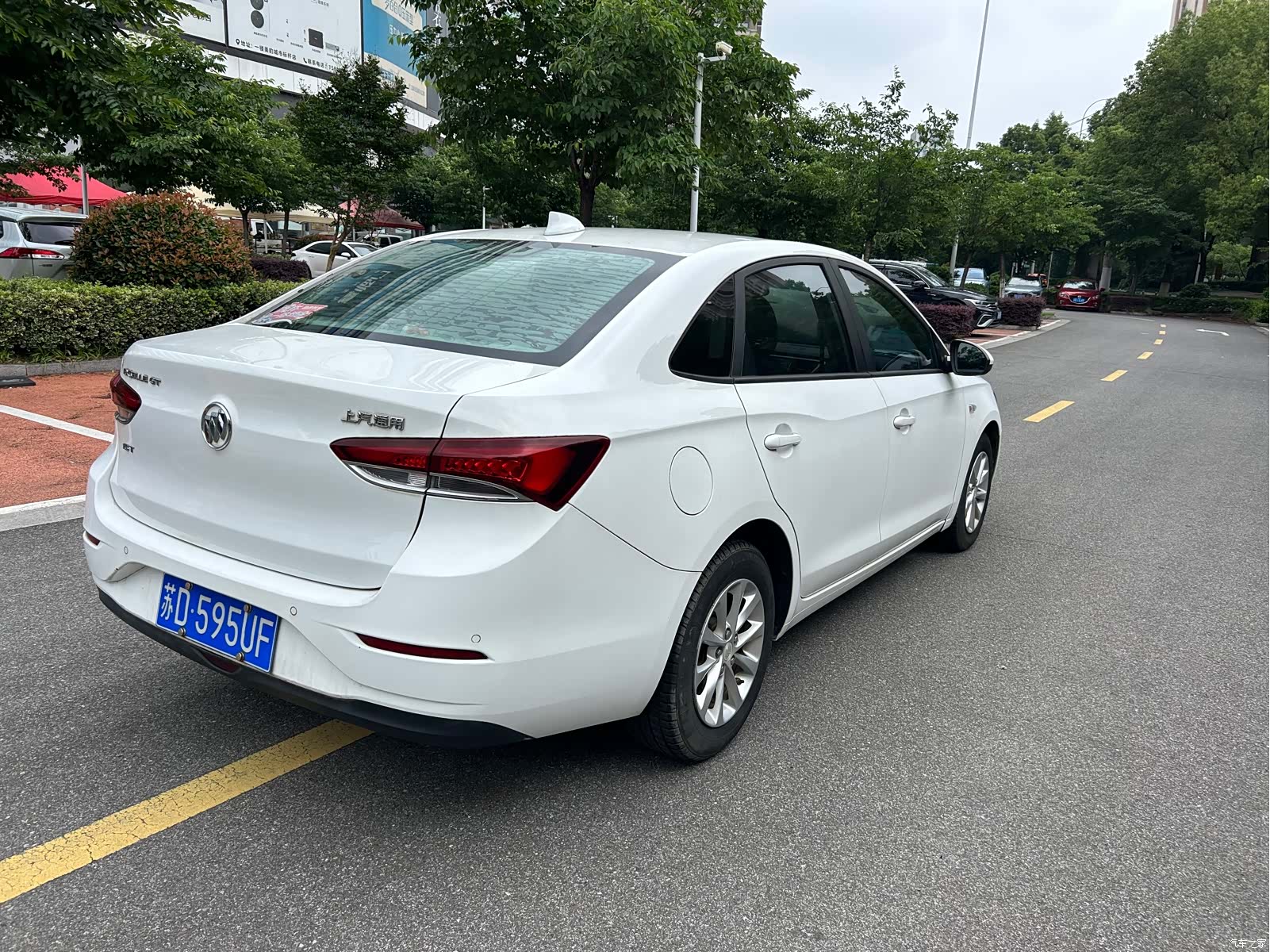 Buick V, 2018 4