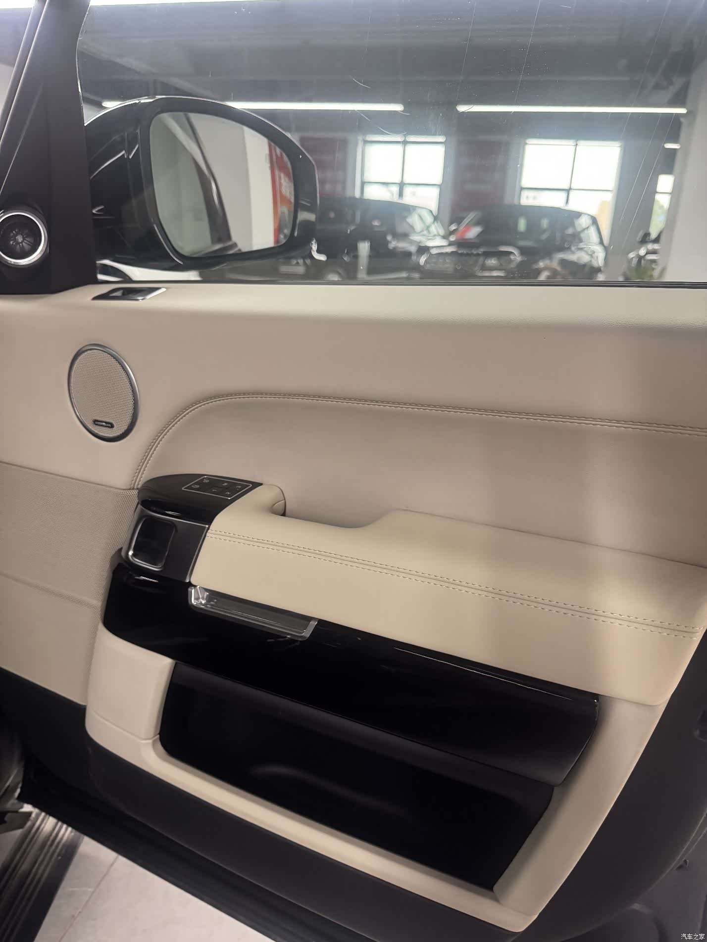 Land Rover Range Rover, 2014 19