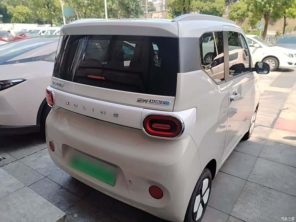 Wuling MINIEV, 2024 7