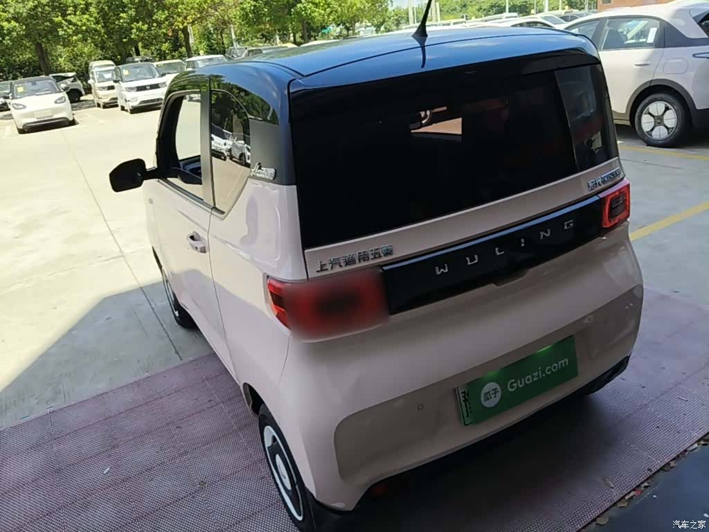 Wuling MINIEV, 2021 все фото