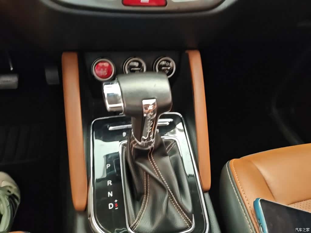 Changan CX70, 2017 14