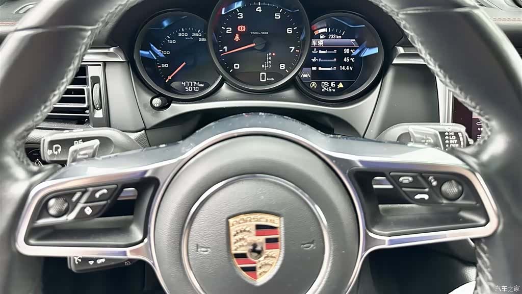 Porsche Macan, 2019 11