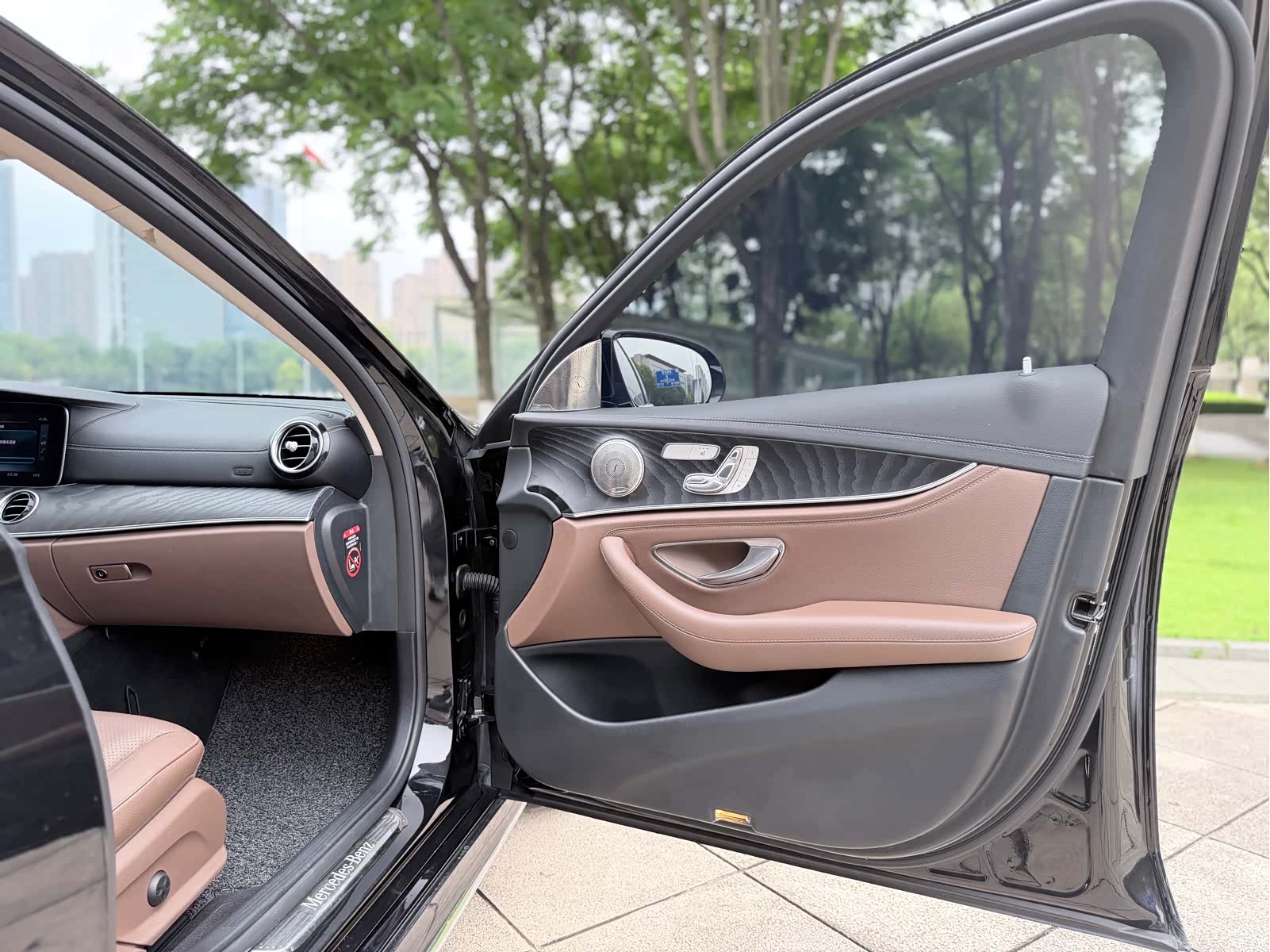 Mercedes-Benz E-Class, 2018 10