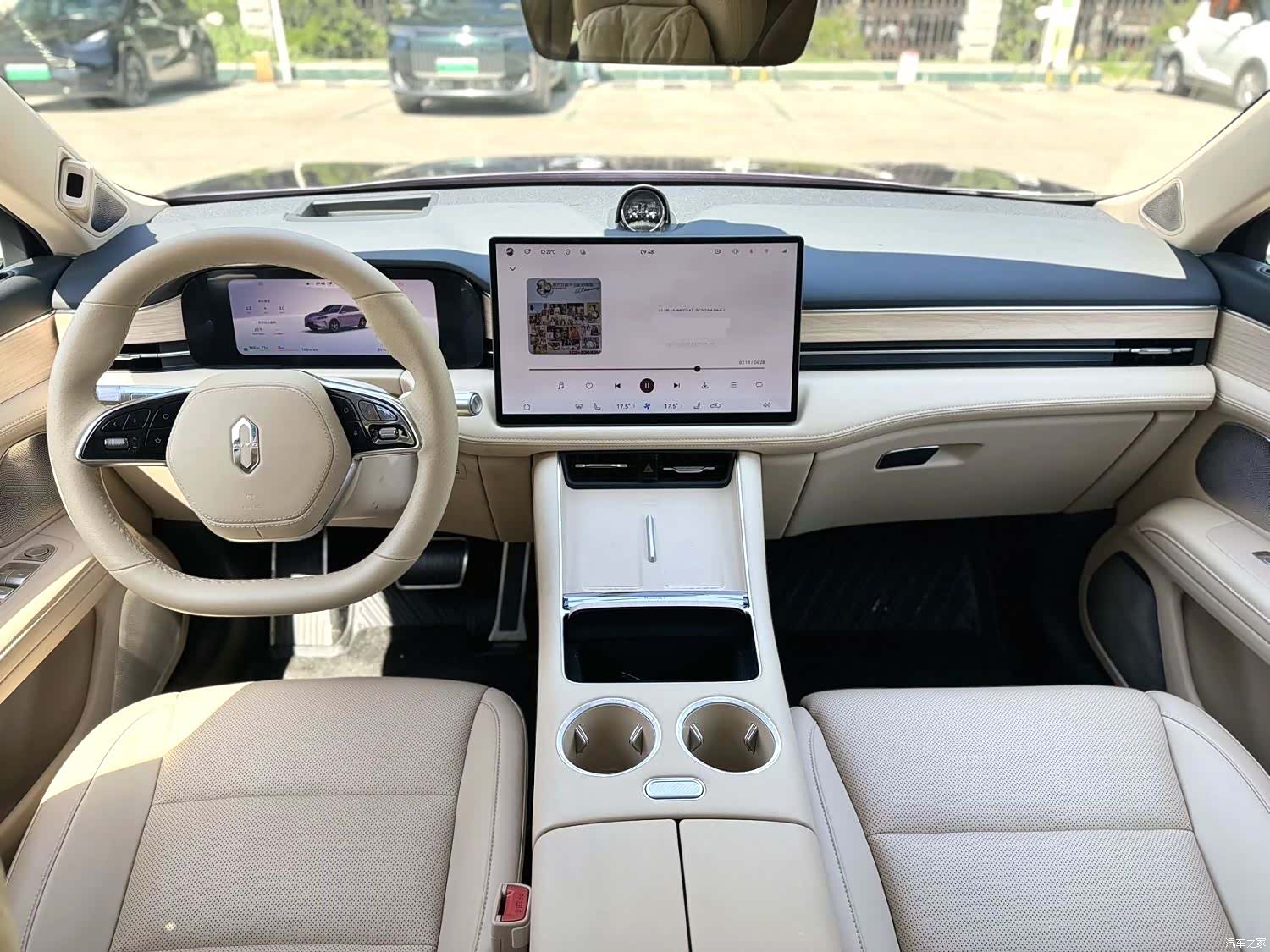 AITO M5, 2025 6