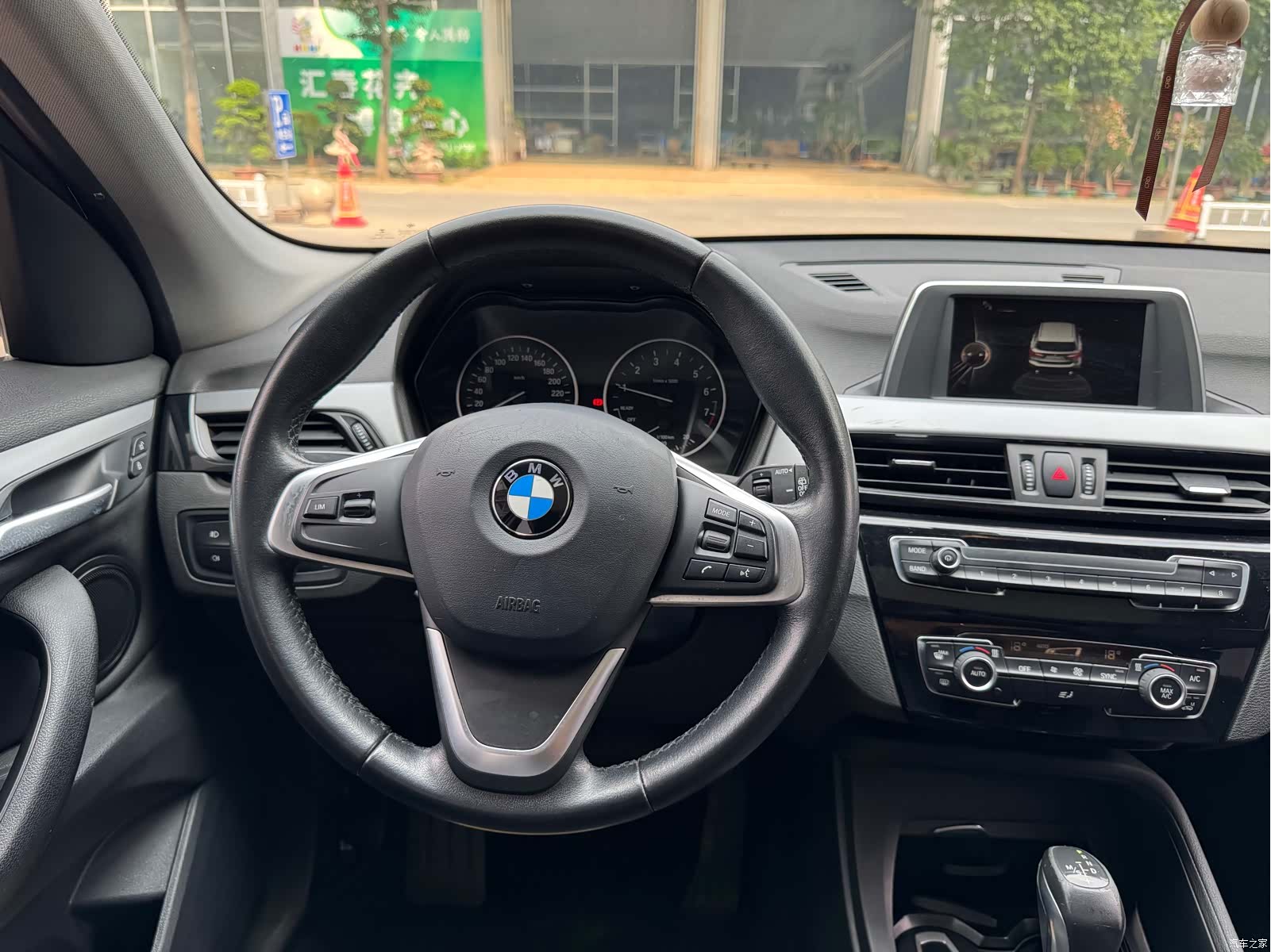 BMW X1, 2017 10