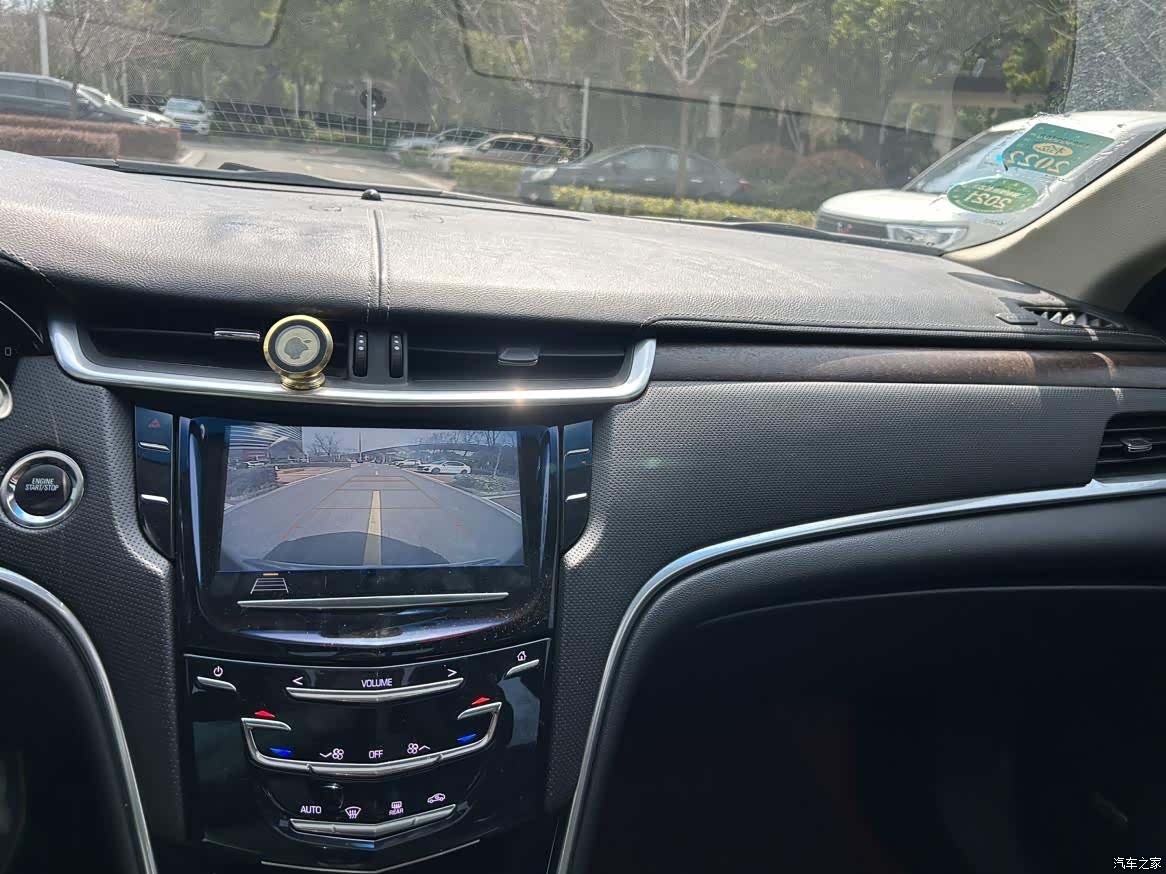 Cadillac XTS, 2018 7