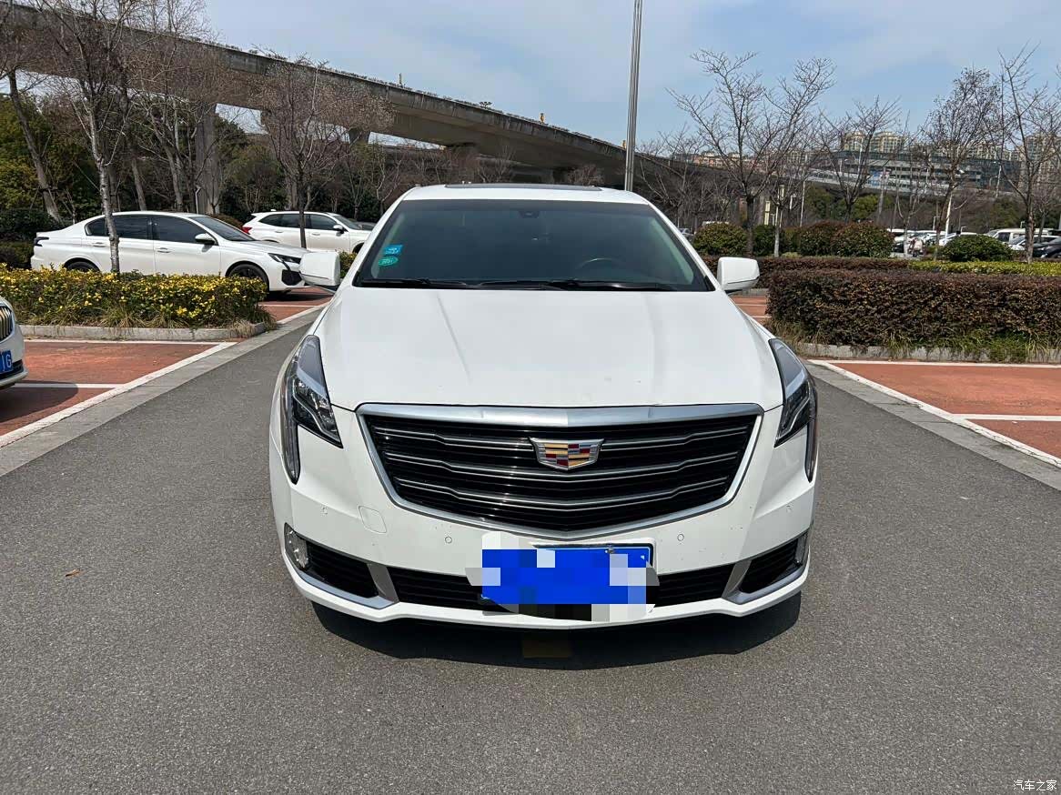 Cadillac XTS, 2018 2